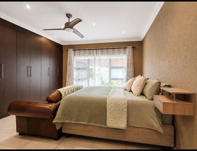 2 BEDROOM TOWNHOUSE FOR SALE IN THREE RIVERS